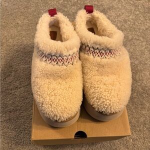 Ugg Tazz Sherpa Slippers